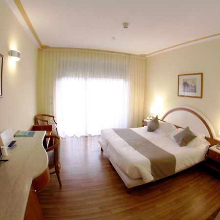 La Fonte Hotel Ome Luaran gambar