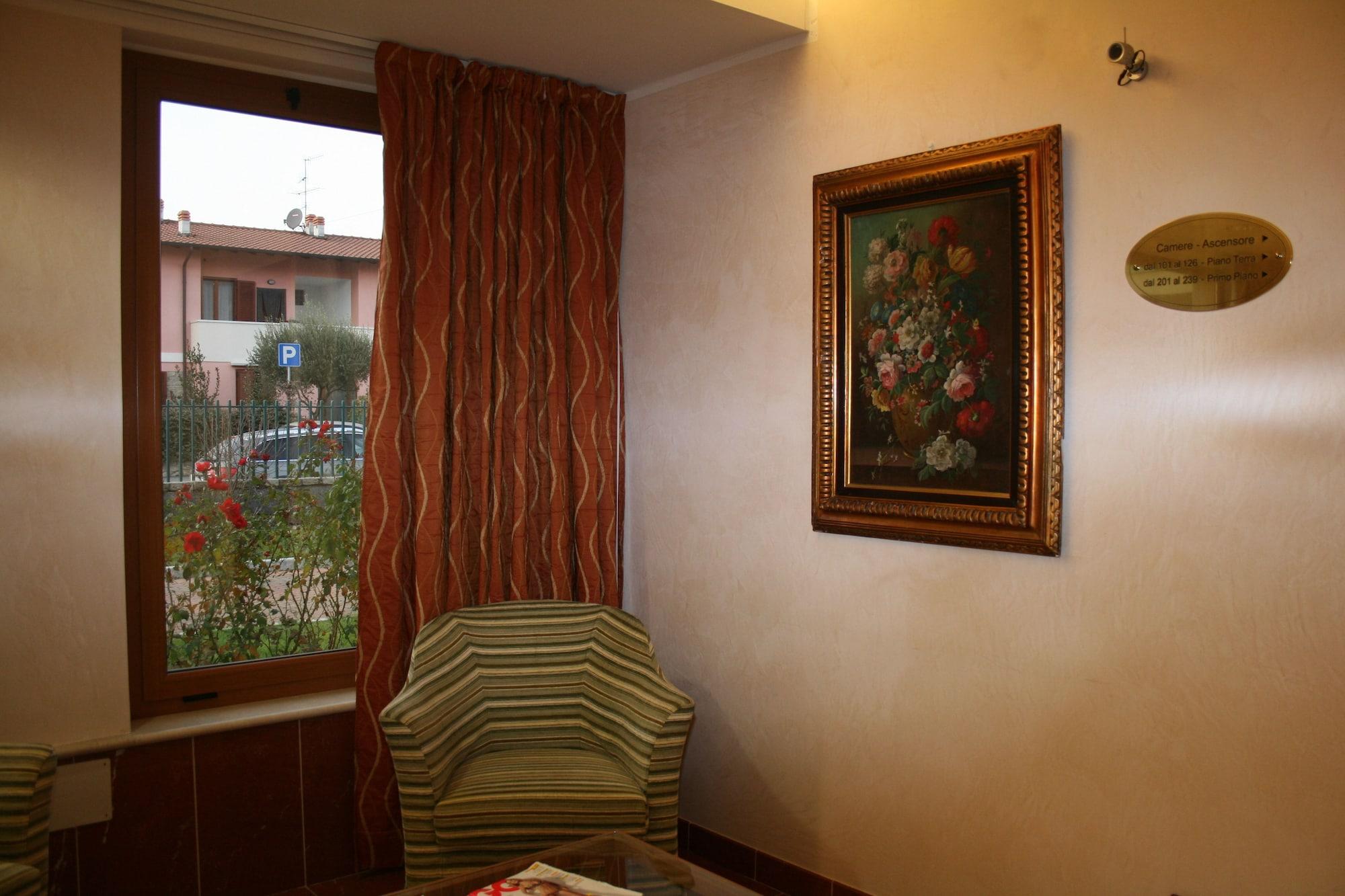 La Fonte Hotel Ome Luaran gambar